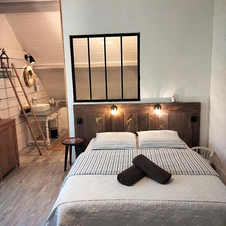 Chambre Telma 2 Pers Avec Piscine "Mon Lit Au Pre" Couples Ou Femmes Seulement Pontours Dış mekan fotoğraf