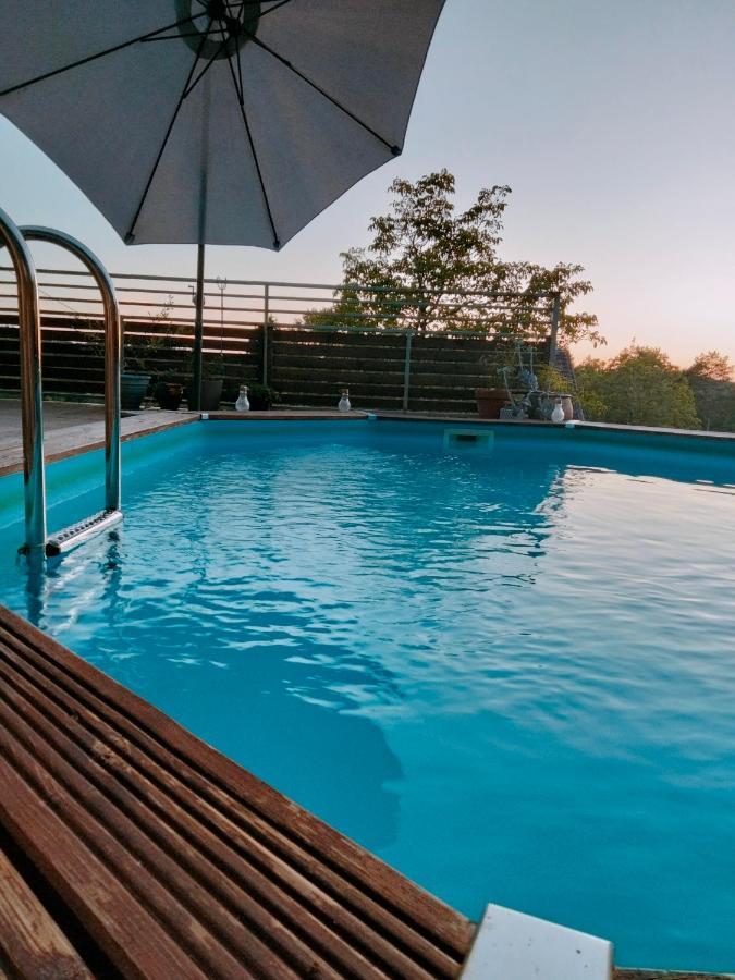 Chambre Telma 2 Pers Avec Piscine "Mon Lit Au Pre" Couples Ou Femmes Seulement Pontours Dış mekan fotoğraf